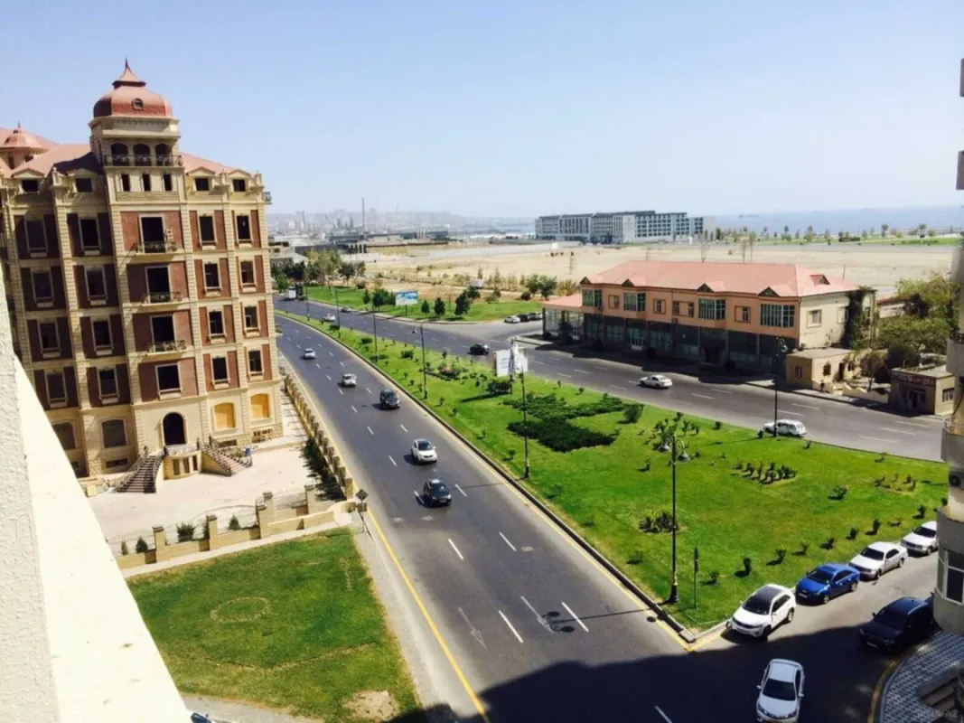 Kirayə verilir 3 otaqlı mənzil 125 m²