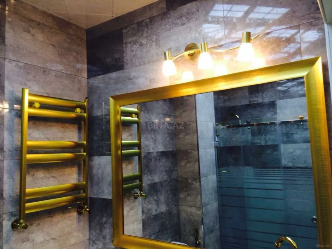 Kirayə verilir 3 otaqlı mənzil 125 m²