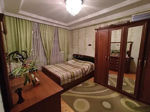 Satılır 3 otaqlı mənzil 92 m²