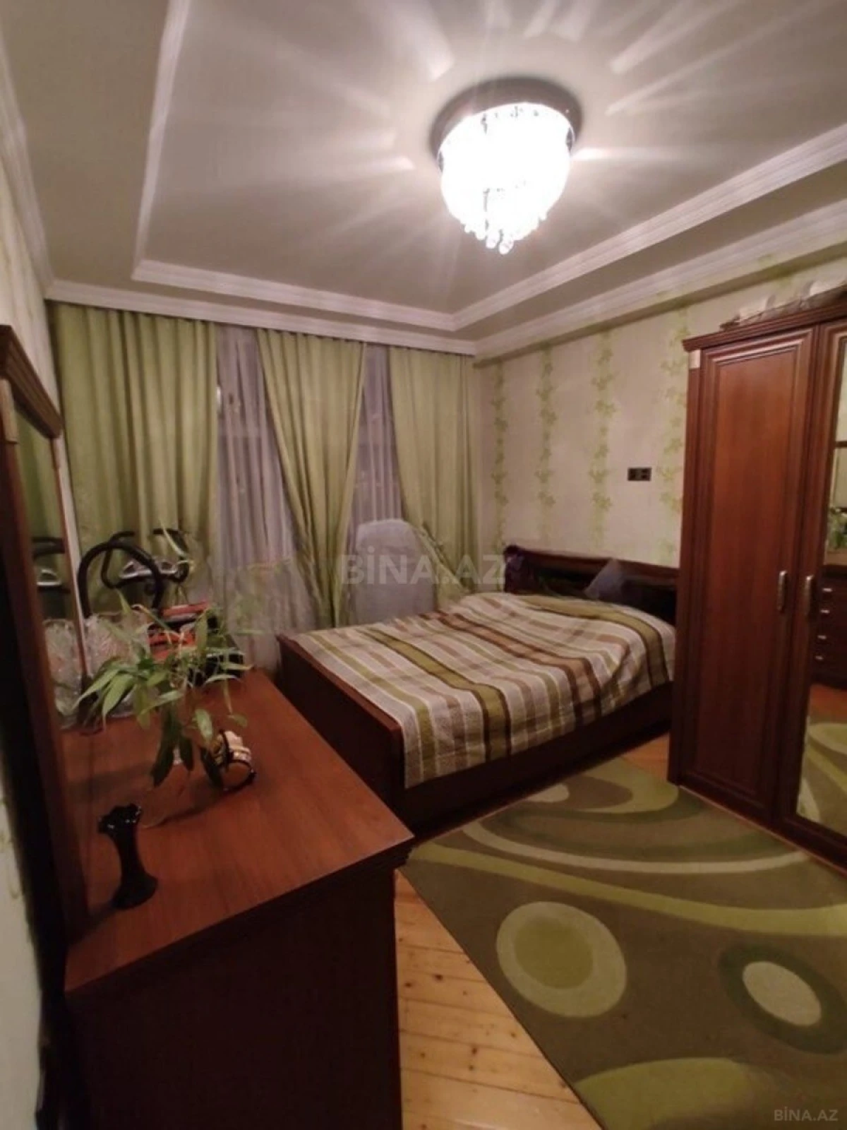 Satılır 3 otaqlı mənzil 92 m²