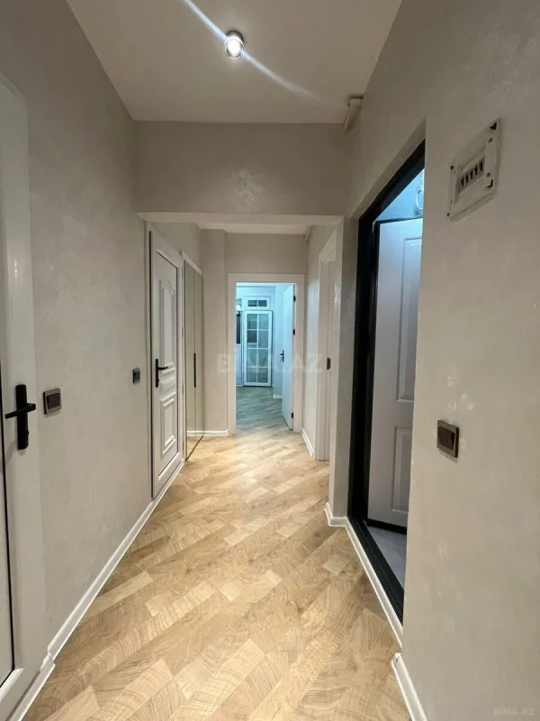 Satılır 2 otaqlı mənzil 65 m²