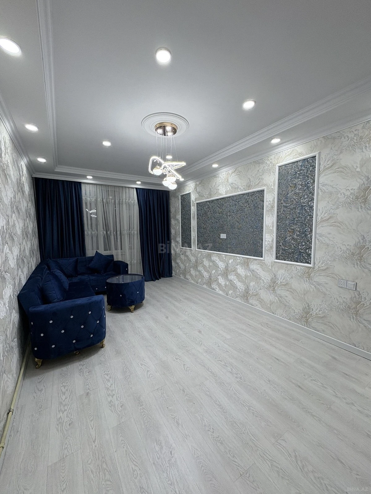 Kirayə verilir 2 otaqlı mənzil 56 m²