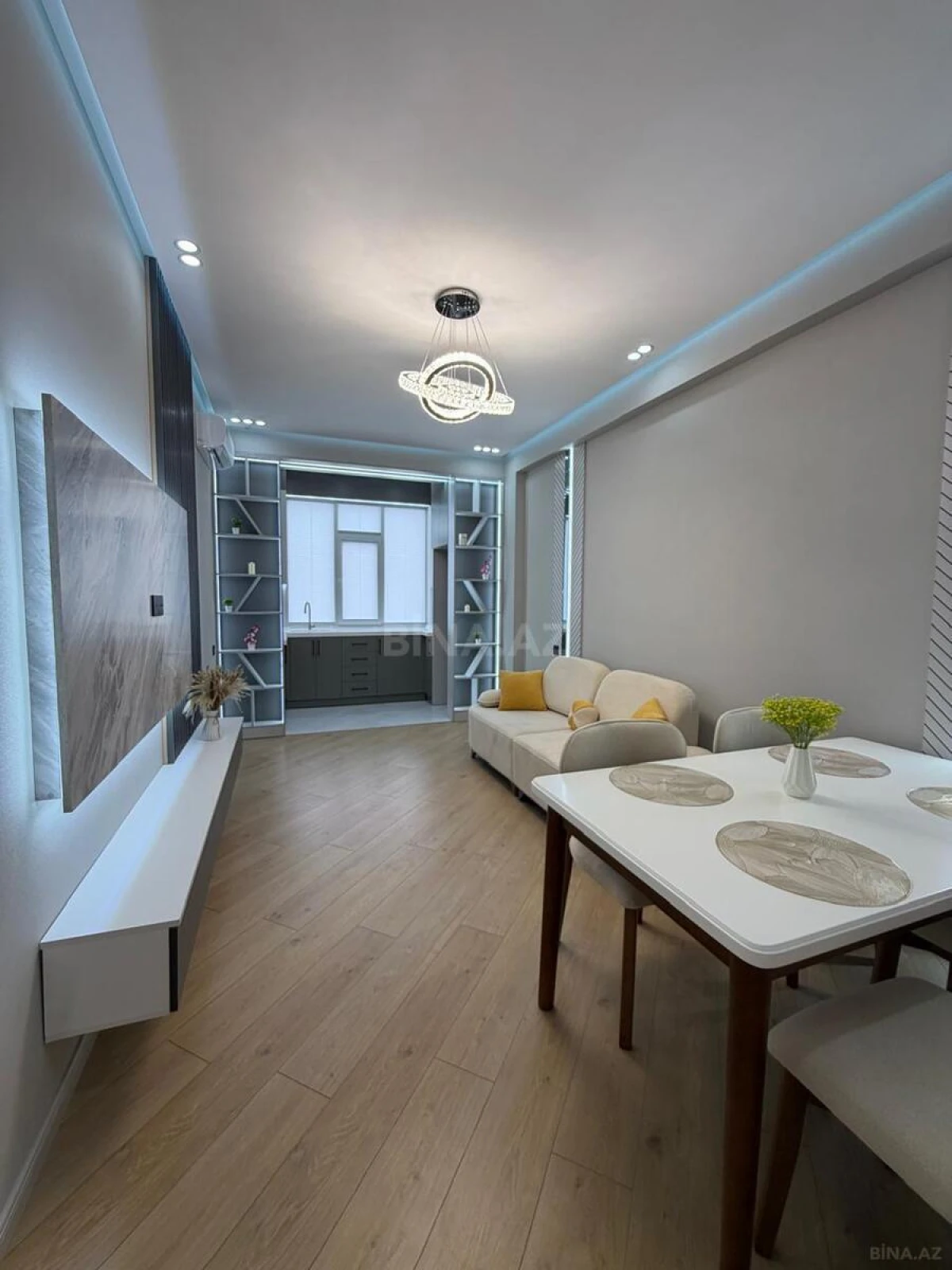 Satılır 2 otaqlı mənzil 55 m²
