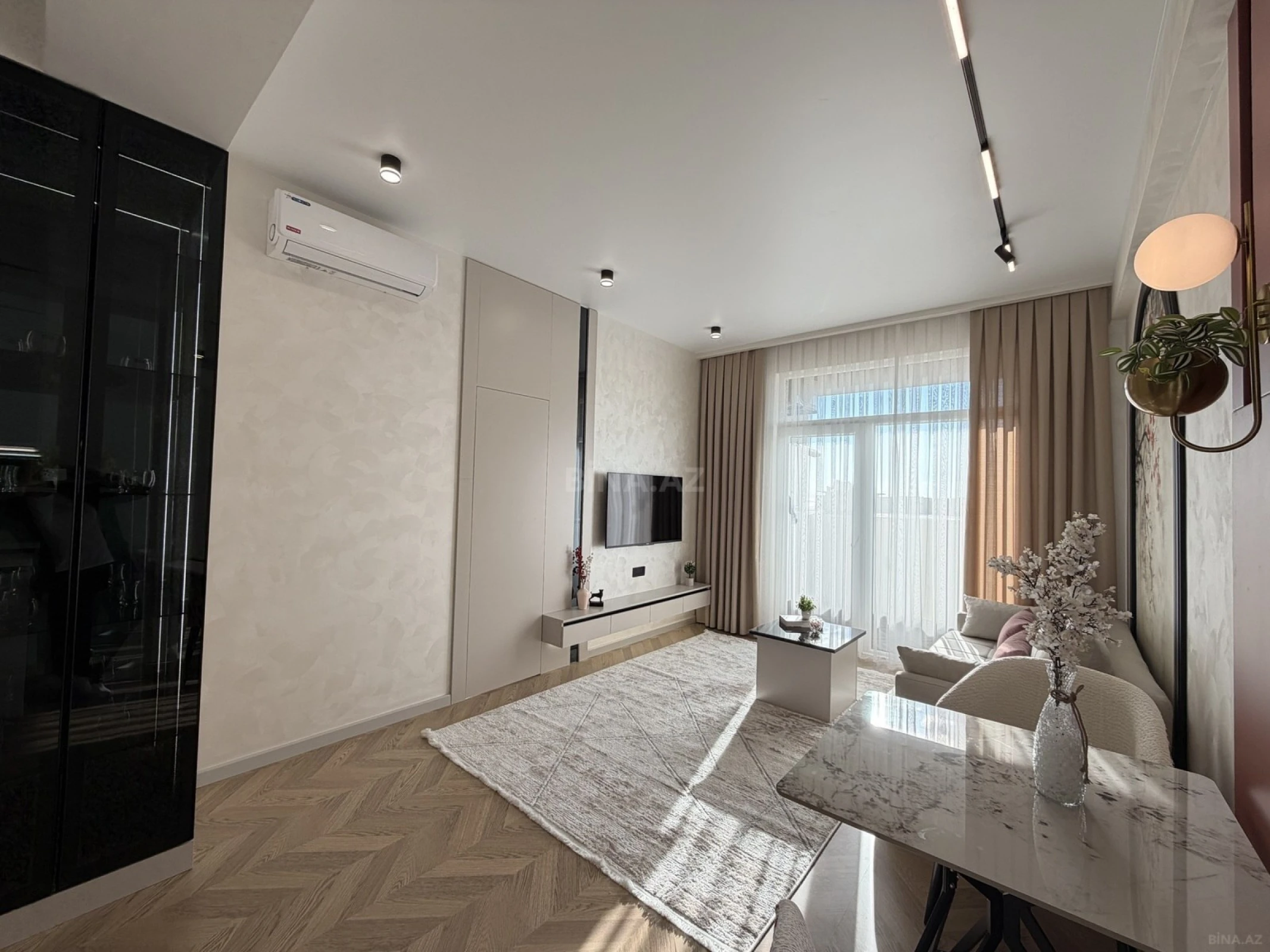 Satılır 3 otaqlı mənzil 70 m²
