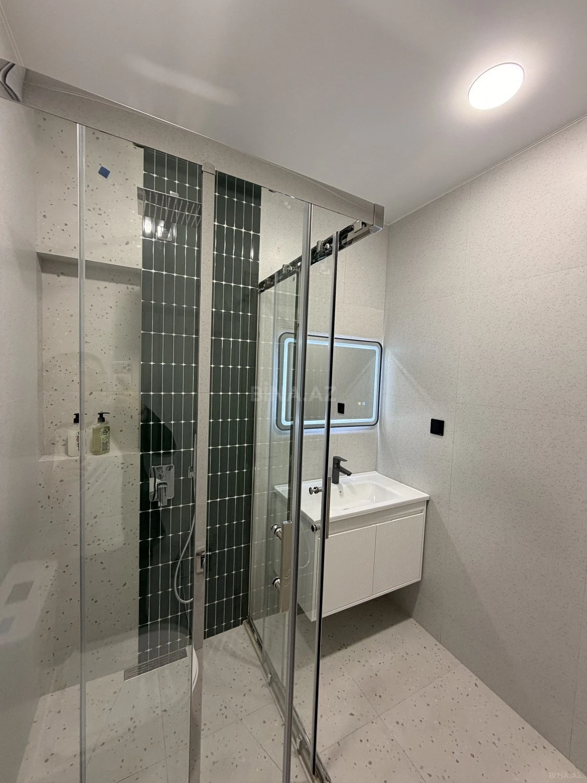 Satılır 3 otaqlı mənzil 70 m²