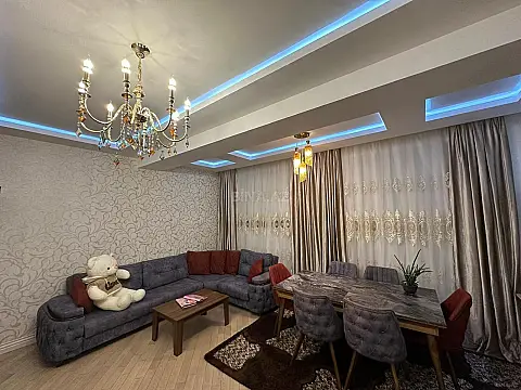 Kirayə verilir 3 otaqlı mənzil 105 m²