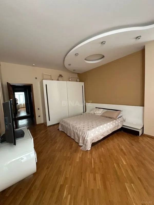 Kirayə verilir 3 otaqlı mənzil 110 m²