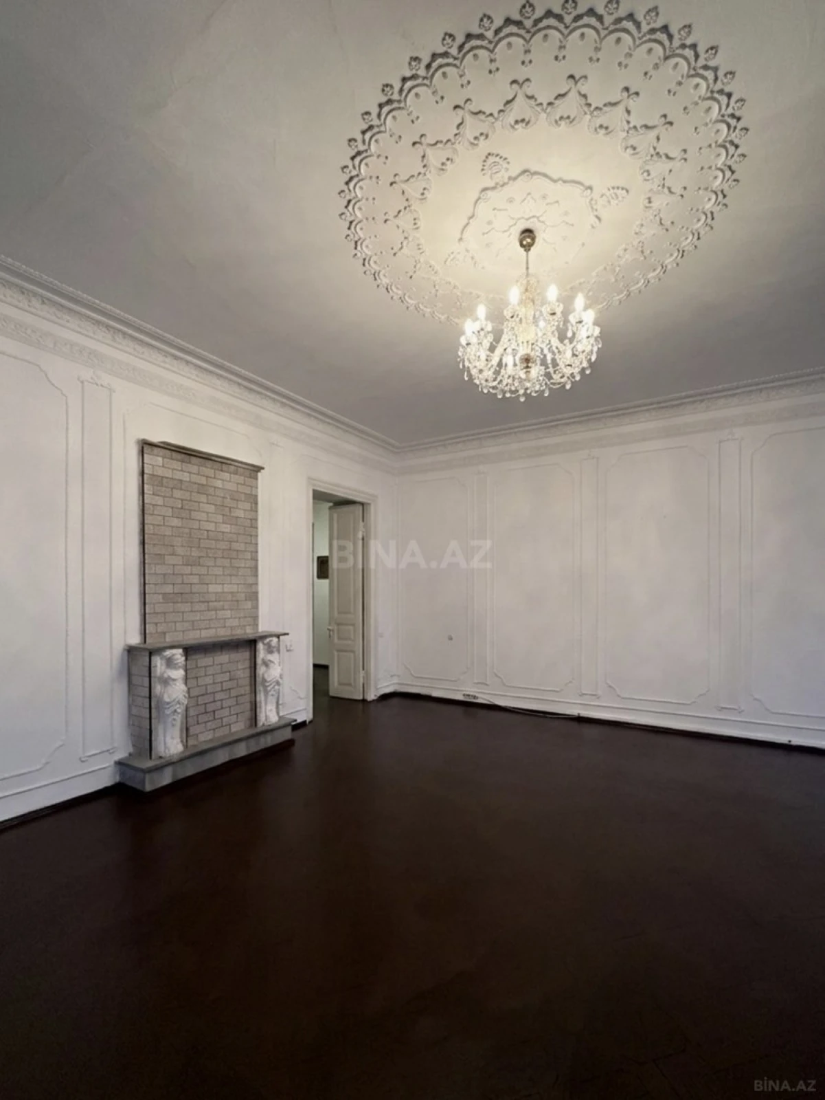 Kirayə verilir obyekt 160 m²