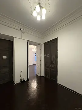 Kirayə verilir obyekt 160 m²