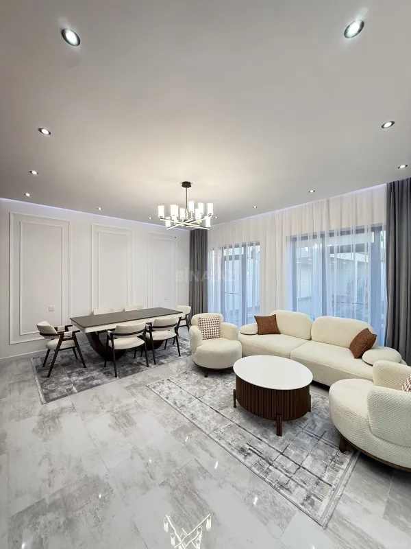 Satılır 4 otaqlı həyət evi 160 m²