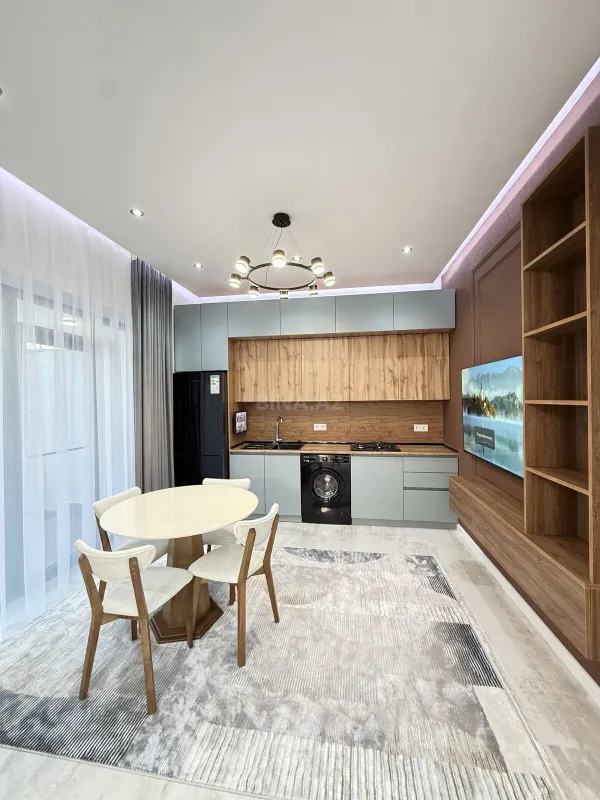 Satılır 4 otaqlı həyət evi 160 m²
