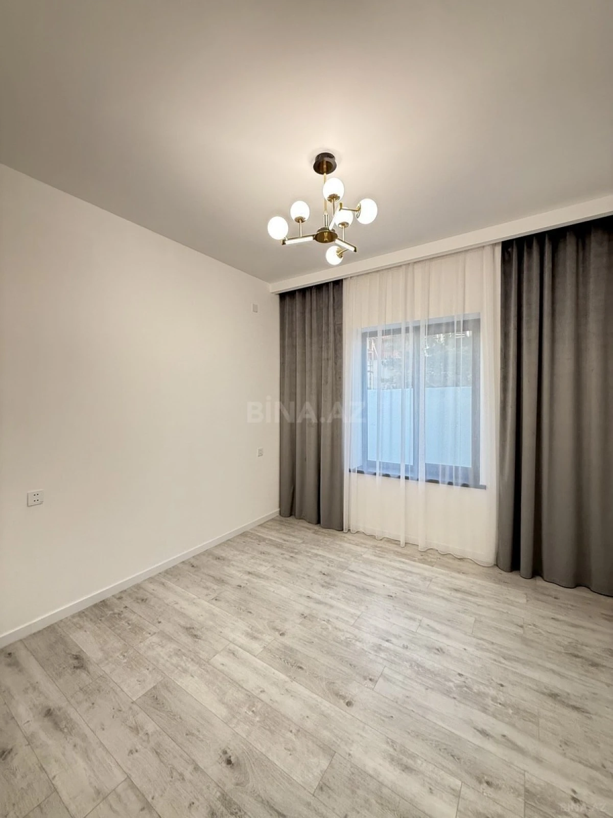 Satılır 4 otaqlı həyət evi 160 m²