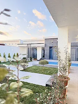 Satılır 4 otaqlı həyət evi 160 m²