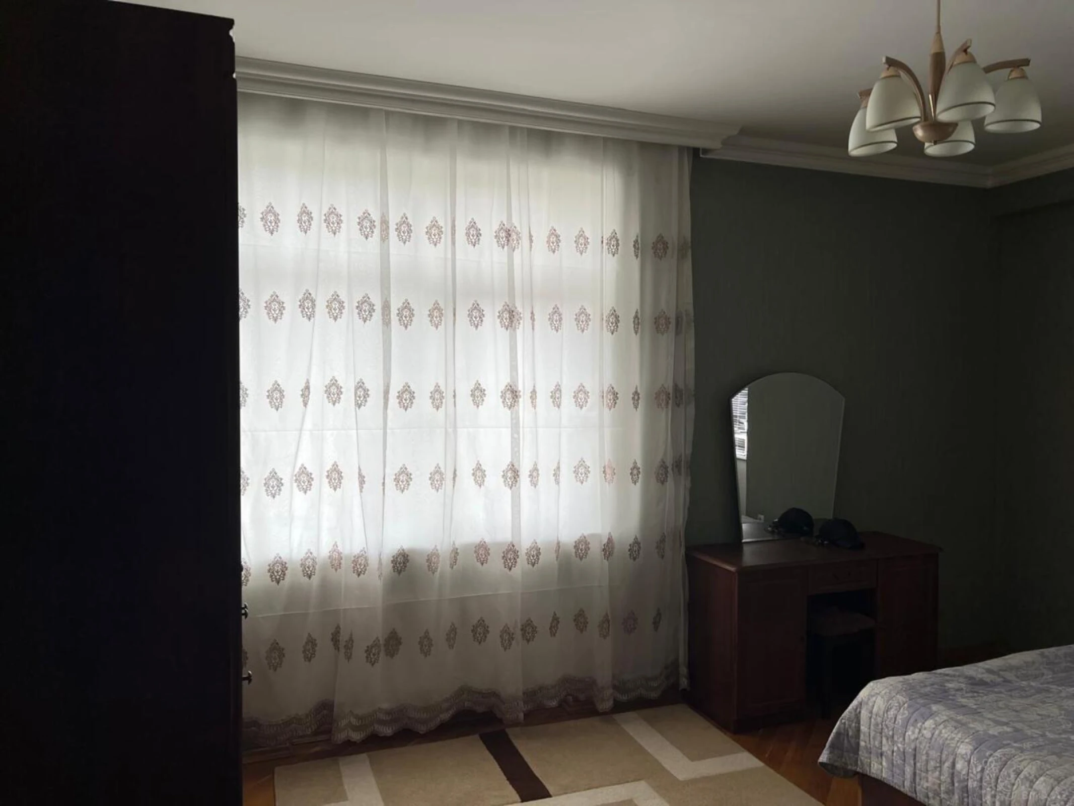 Kirayə verilir 2 otaqlı mənzil 75 m²