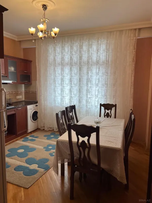 Kirayə verilir 2 otaqlı mənzil 75 m²
