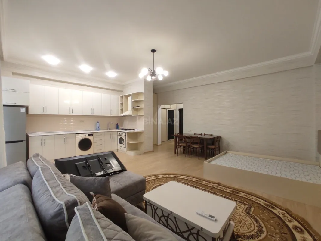 Satılır 1 otaqlı mənzil 60 m²