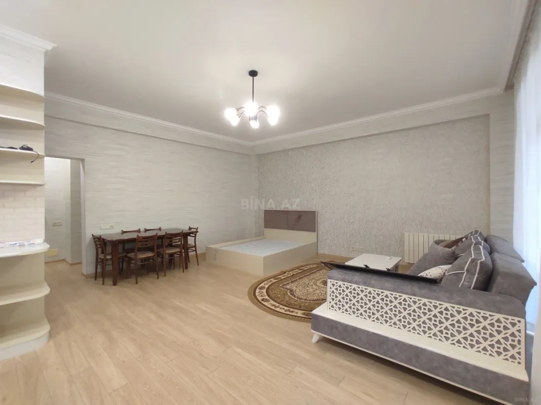 Satılır 1 otaqlı mənzil 60 m²