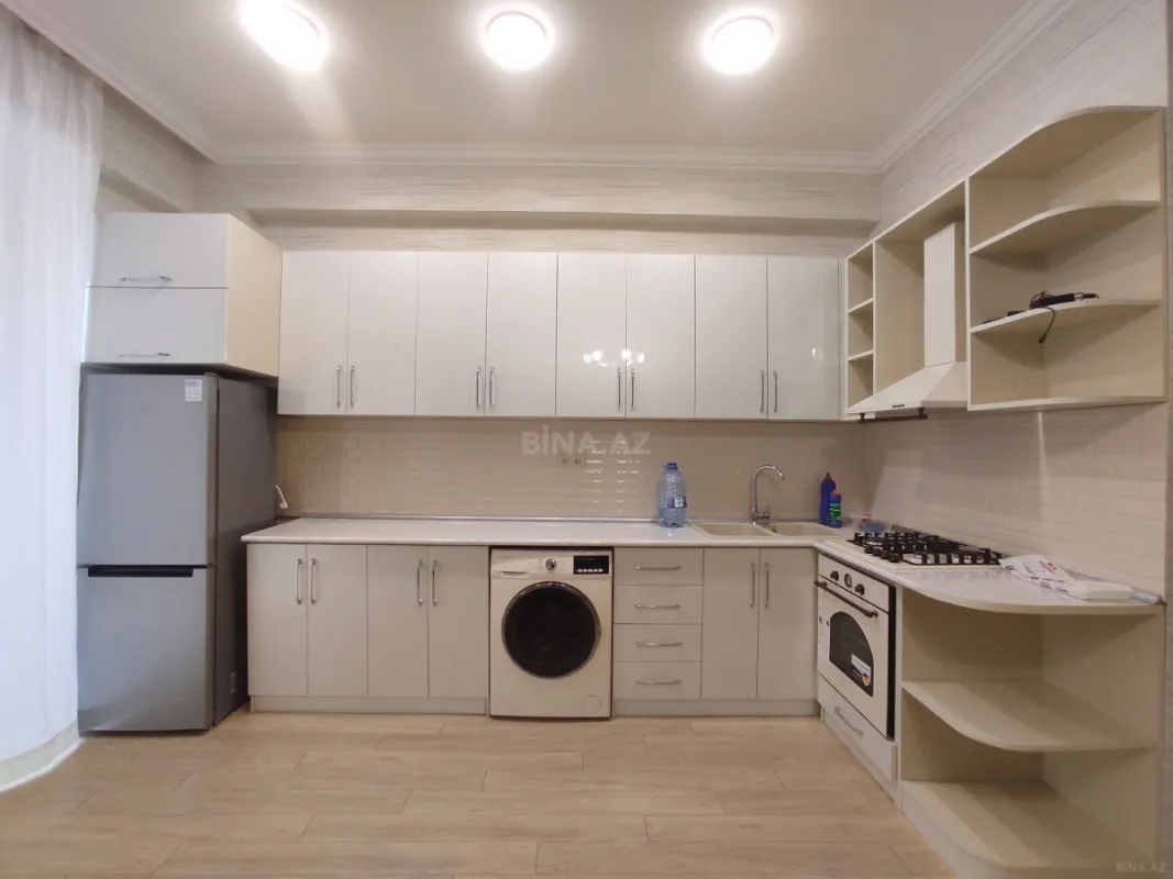 Satılır 1 otaqlı mənzil 60 m²