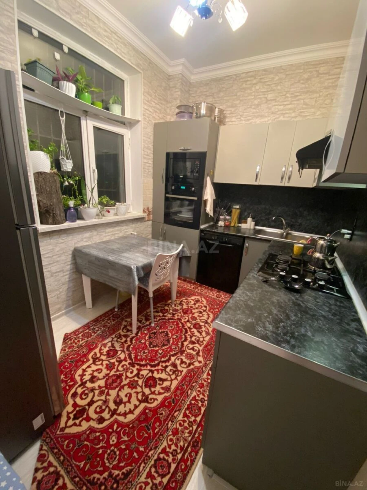 Satılır 3 otaqlı mənzil 95 m²