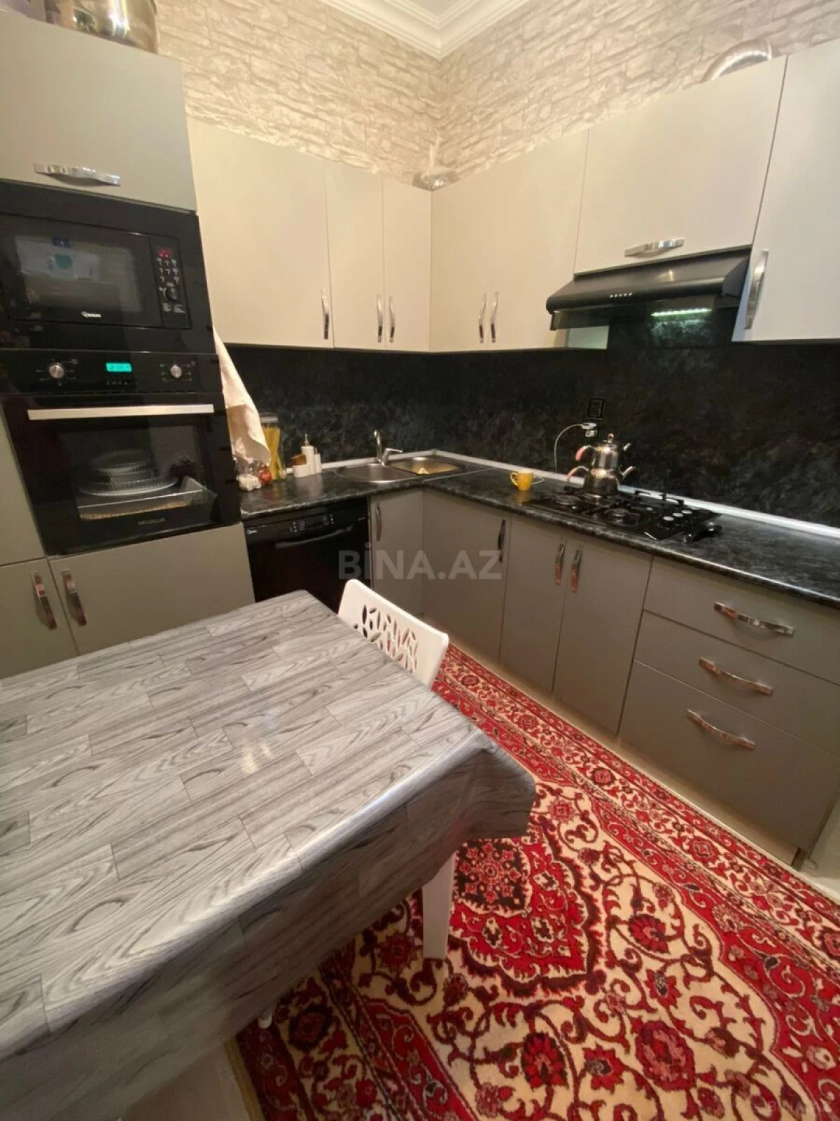 Satılır 3 otaqlı mənzil 95 m²