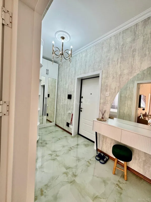 Satılır 1 otaqlı mənzil 58 m²