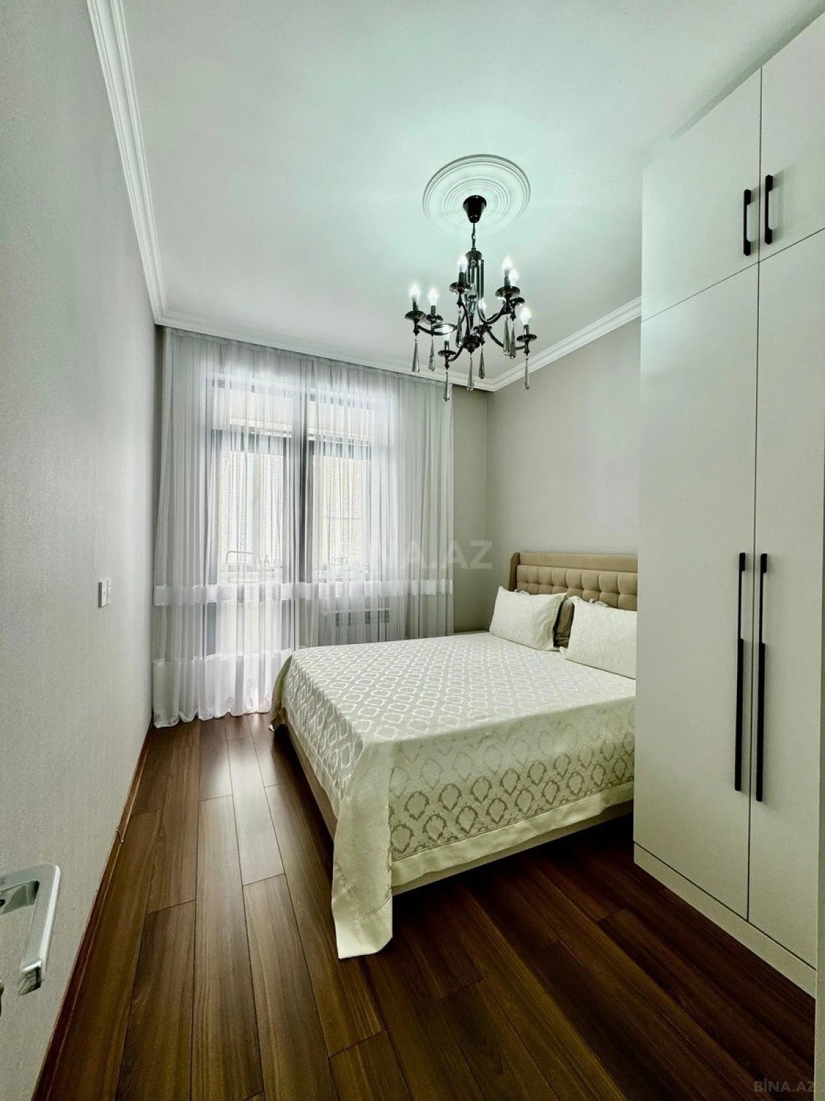 Satılır 1 otaqlı mənzil 58 m²