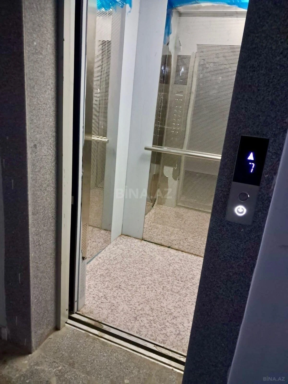 Satılır 1 otaqlı mənzil 58 m²