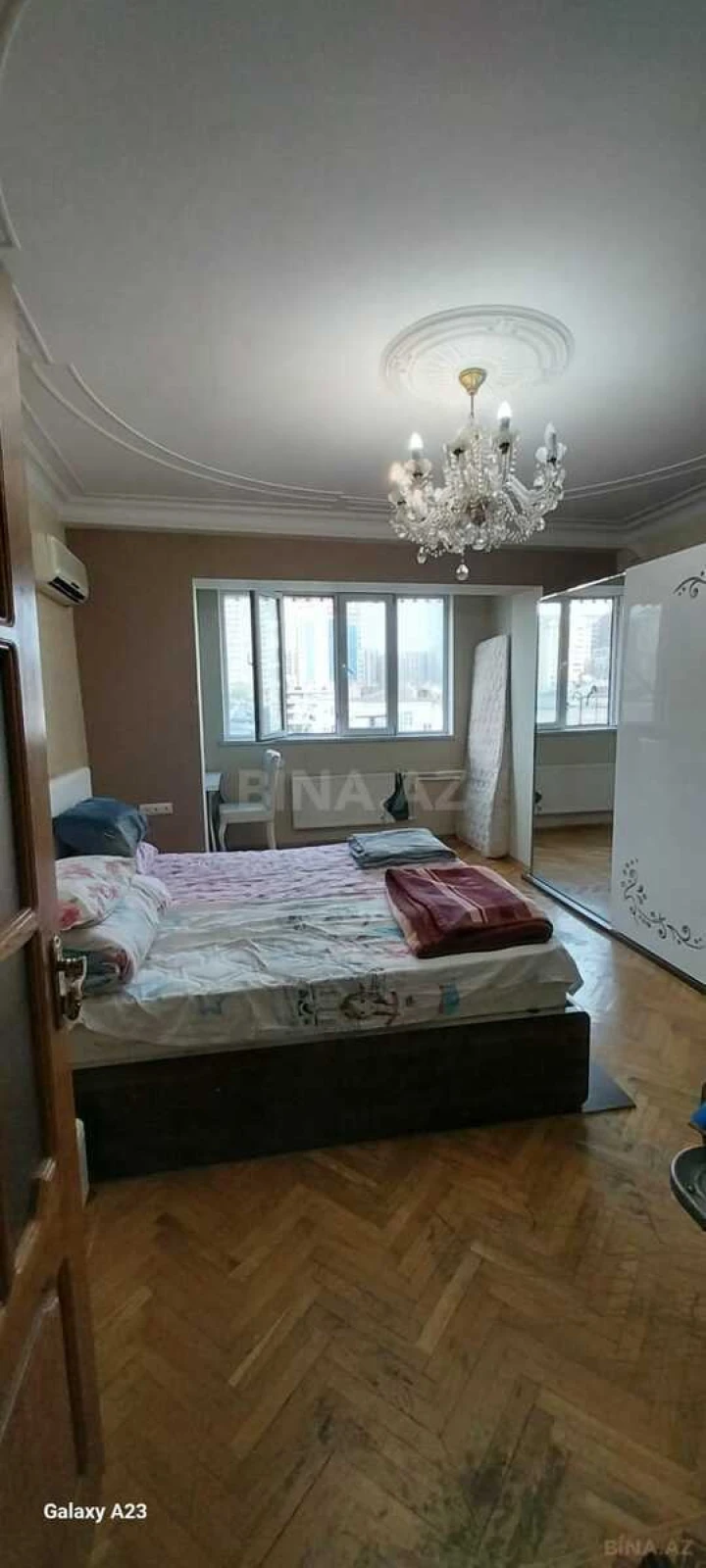 Satılır 3 otaqlı mənzil 73 m²