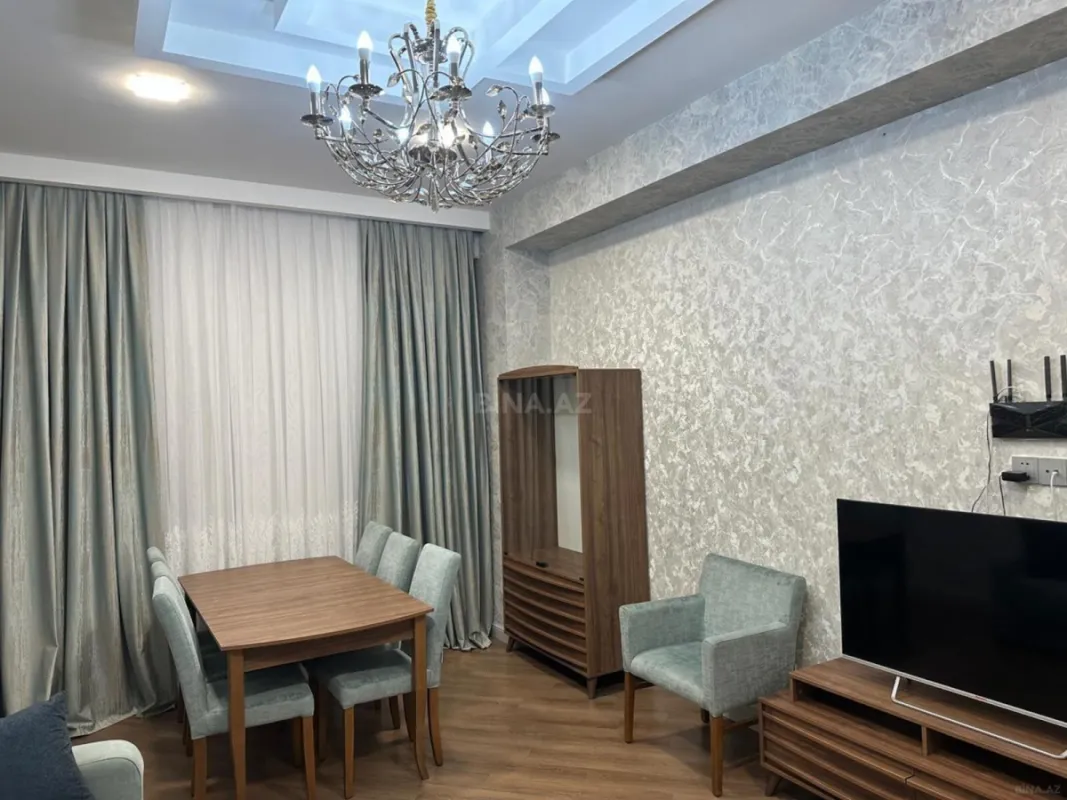 Kirayə verilir 3 otaqlı mənzil 125 m²