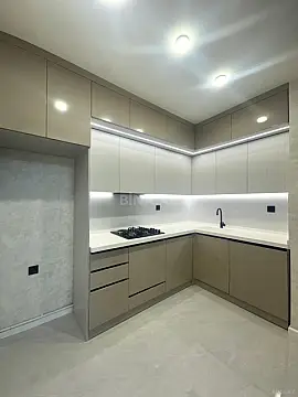 Satılır 3 otaqlı mənzil 88 m²