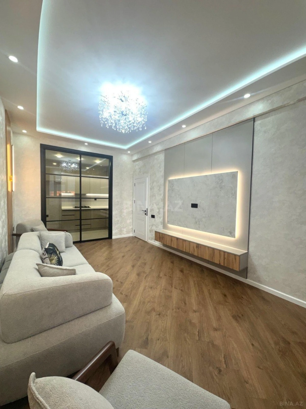 Satılır 3 otaqlı mənzil 88 m²