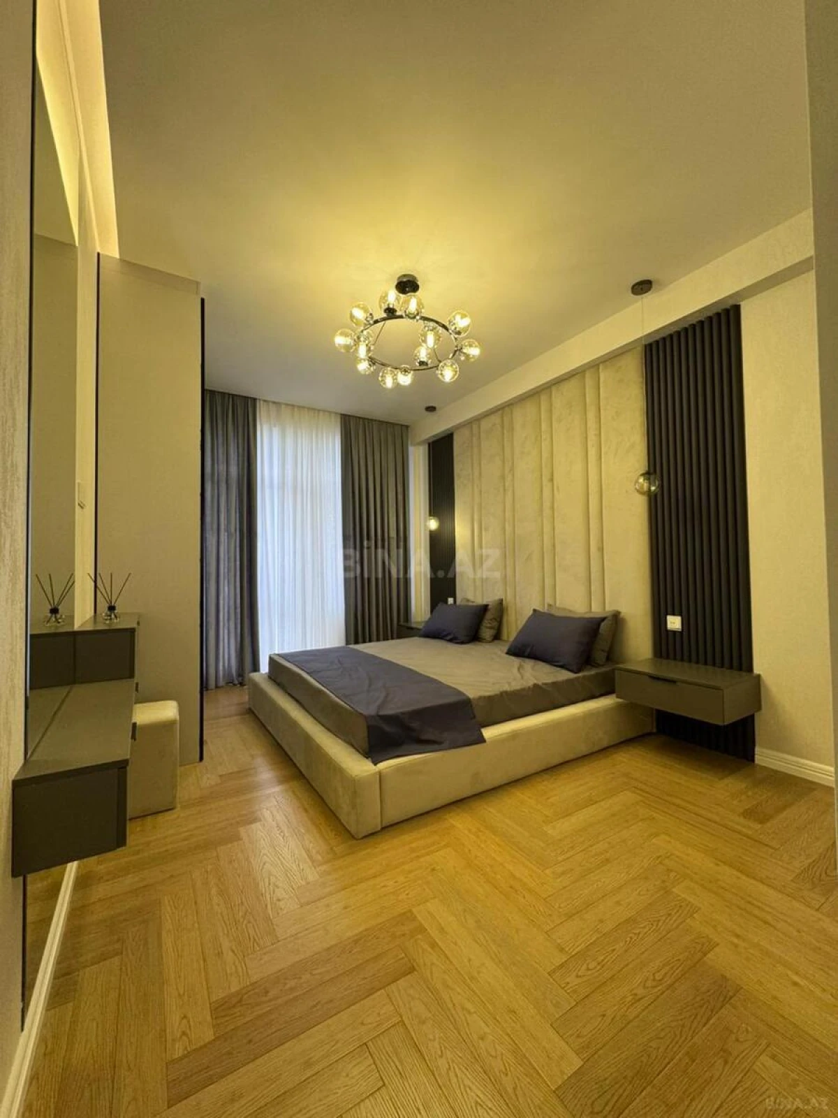 Satılır 3 otaqlı mənzil 120 m²
