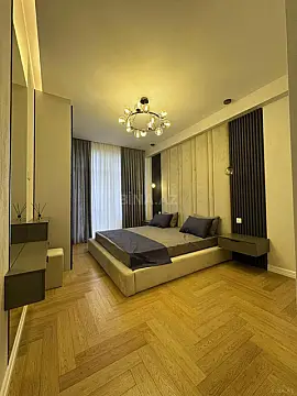 Satılır 3 otaqlı mənzil 120 m²
