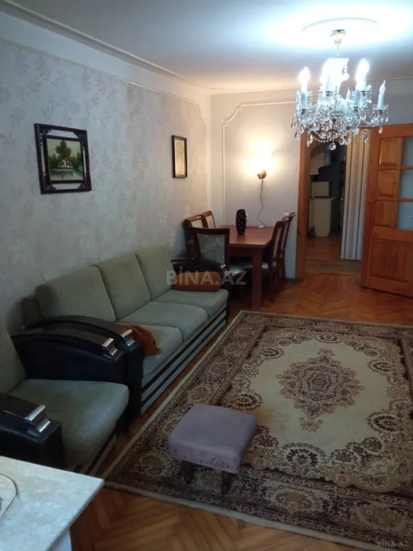 Kirayə verilir 2 otaqlı mənzil 35 m²