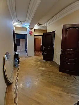 Satılır 4 otaqlı mənzil 175 m² — Bakı, Yasamal qəs. 4 otaq 175.00 m²