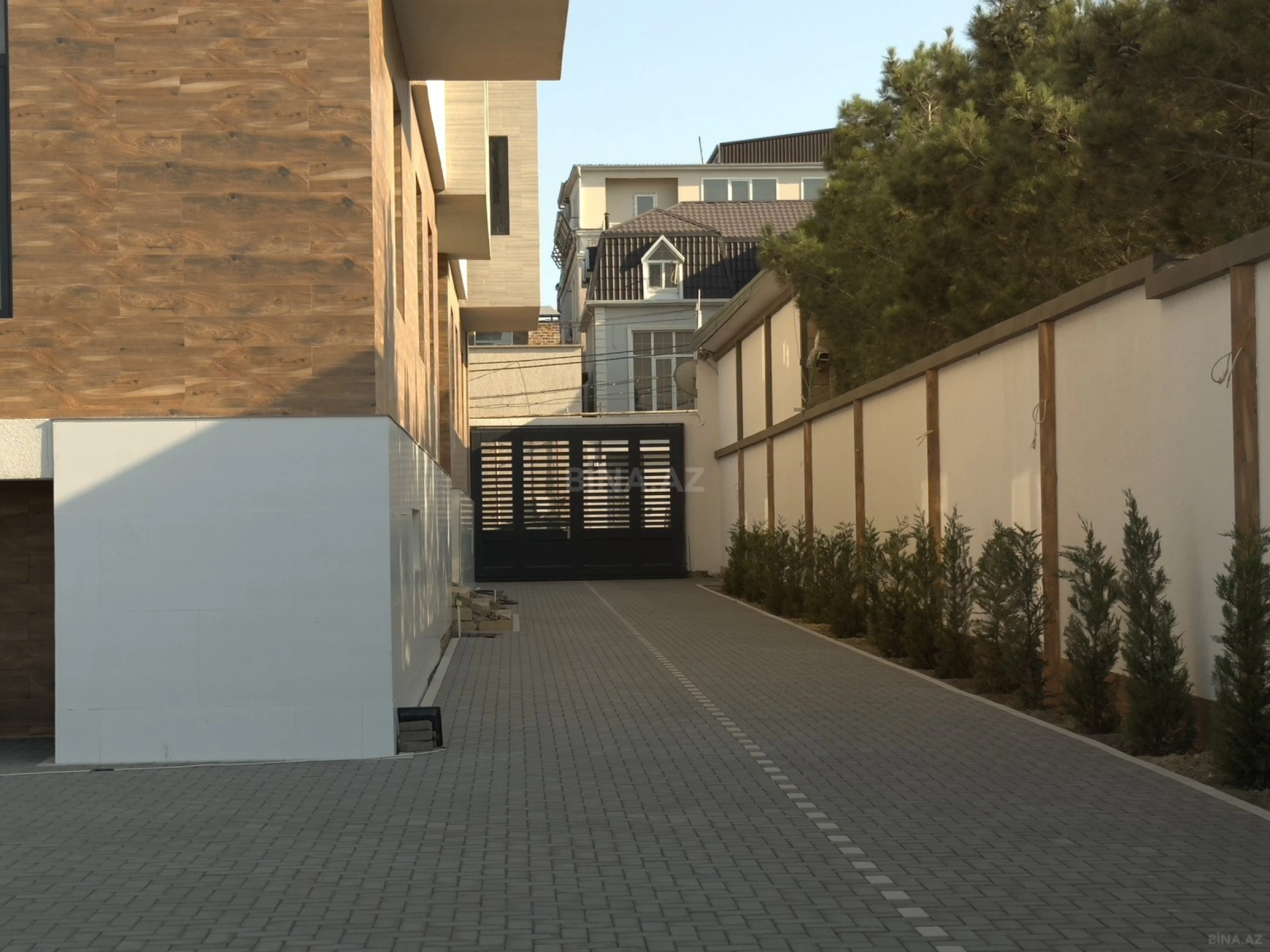 Satılır 2 otaqlı mənzil 62 m²