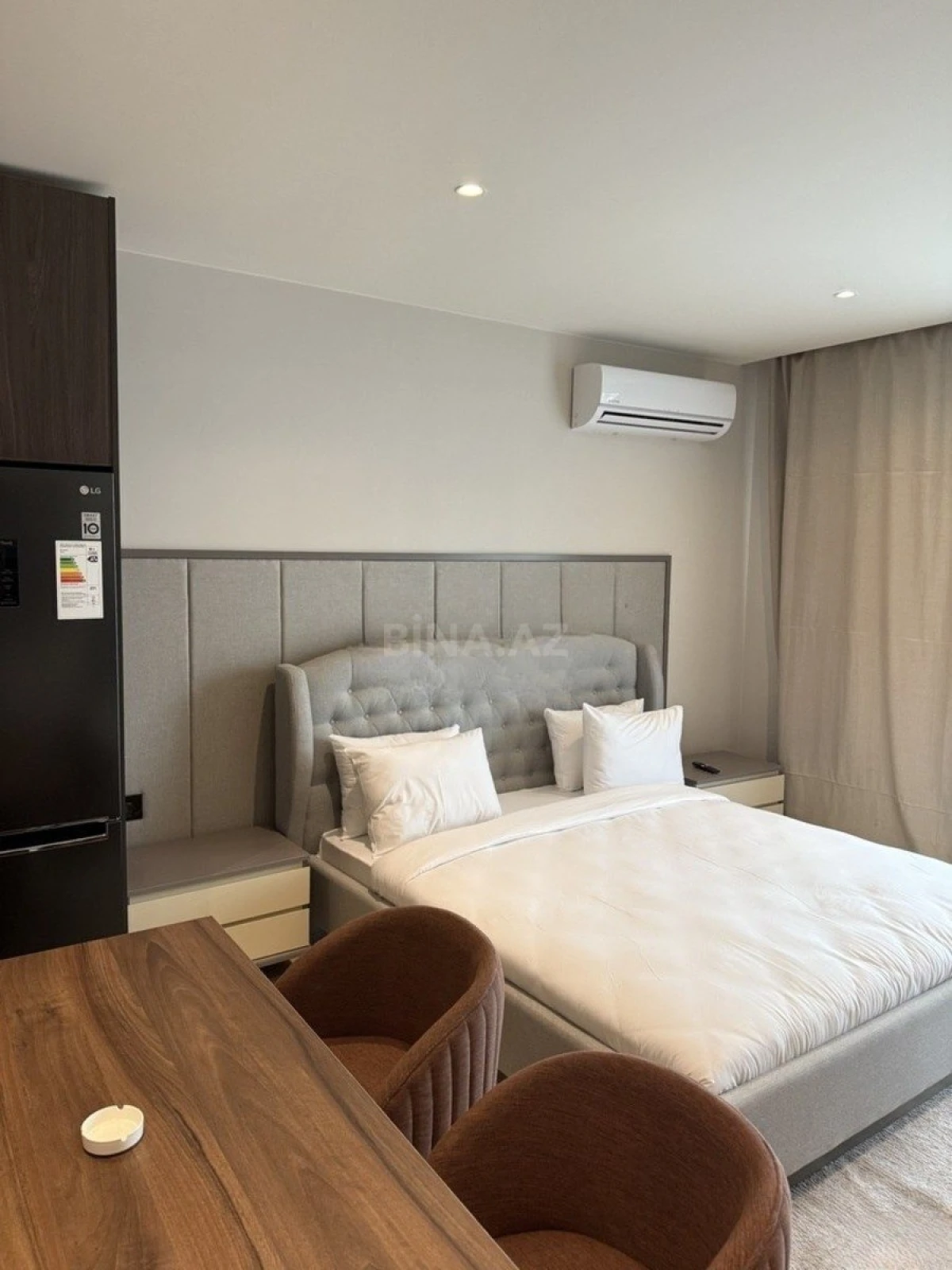 Satılır 1 otaqlı mənzil 57 m²