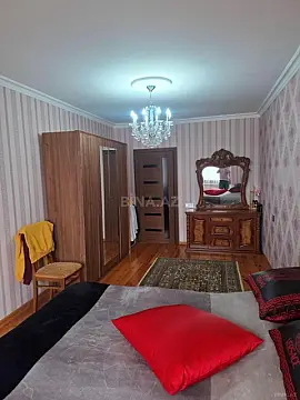 Satılır 5 otaqlı mənzil 112 m²