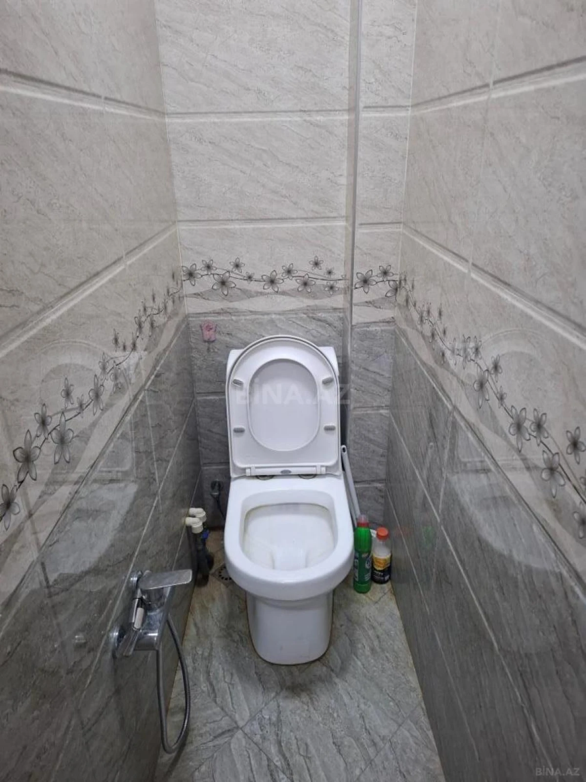 Satılır 5 otaqlı mənzil 112 m²