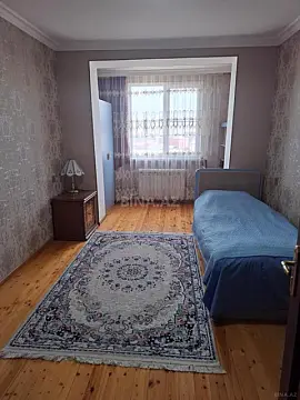 Satılır 5 otaqlı mənzil 112 m²