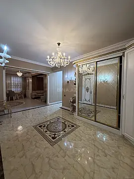 Satılır 2 otaqlı mənzil 100 m²