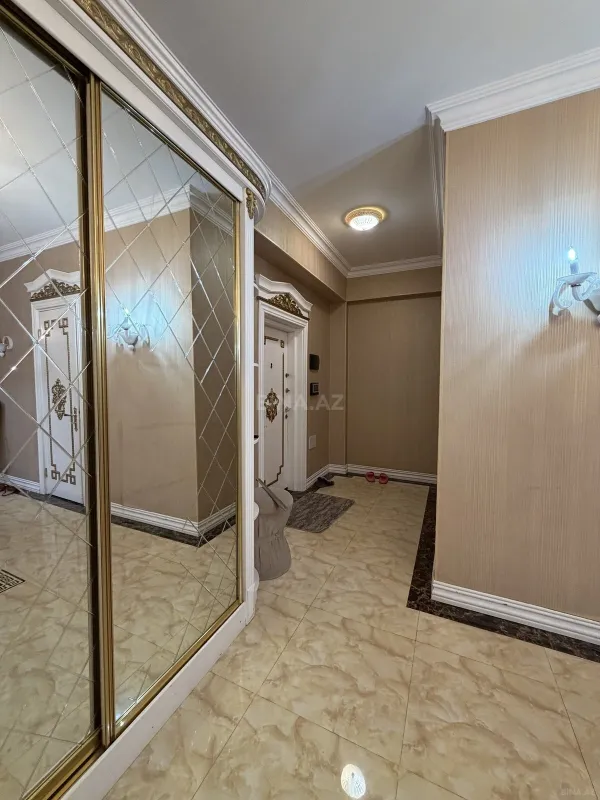 Satılır 2 otaqlı mənzil 100 m²