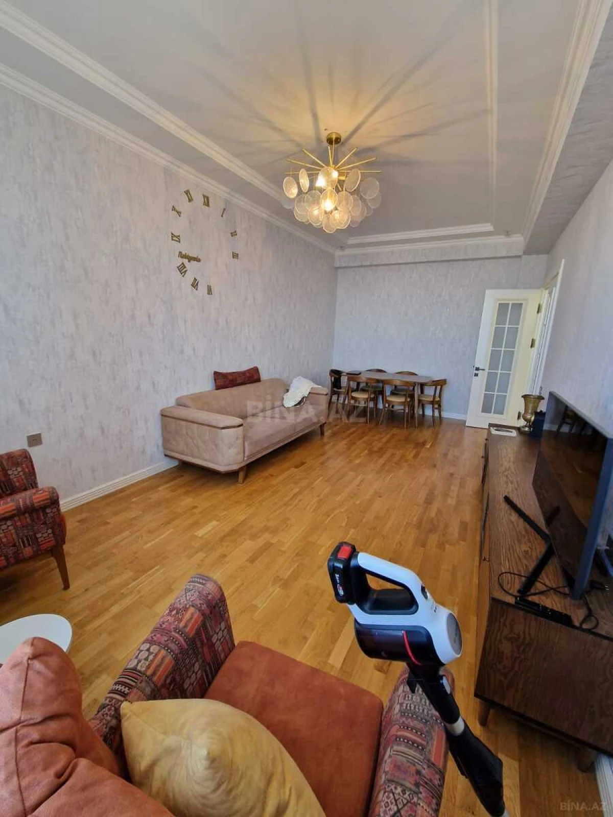 Satılır 2 otaqlı mənzil 68 m²