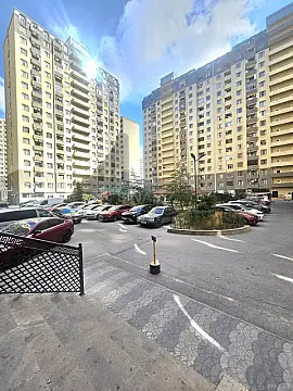 Satılır 2 otaqlı mənzil 68 m²