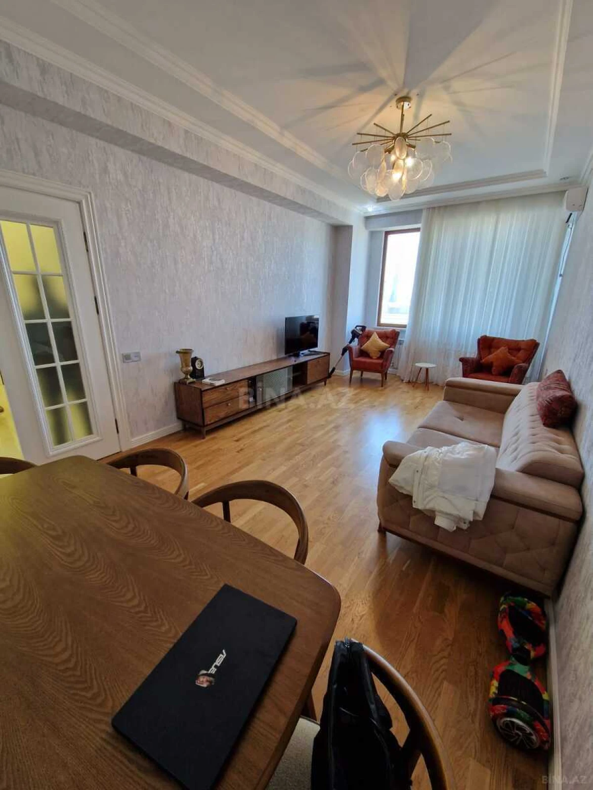 Satılır 2 otaqlı mənzil 68 m²