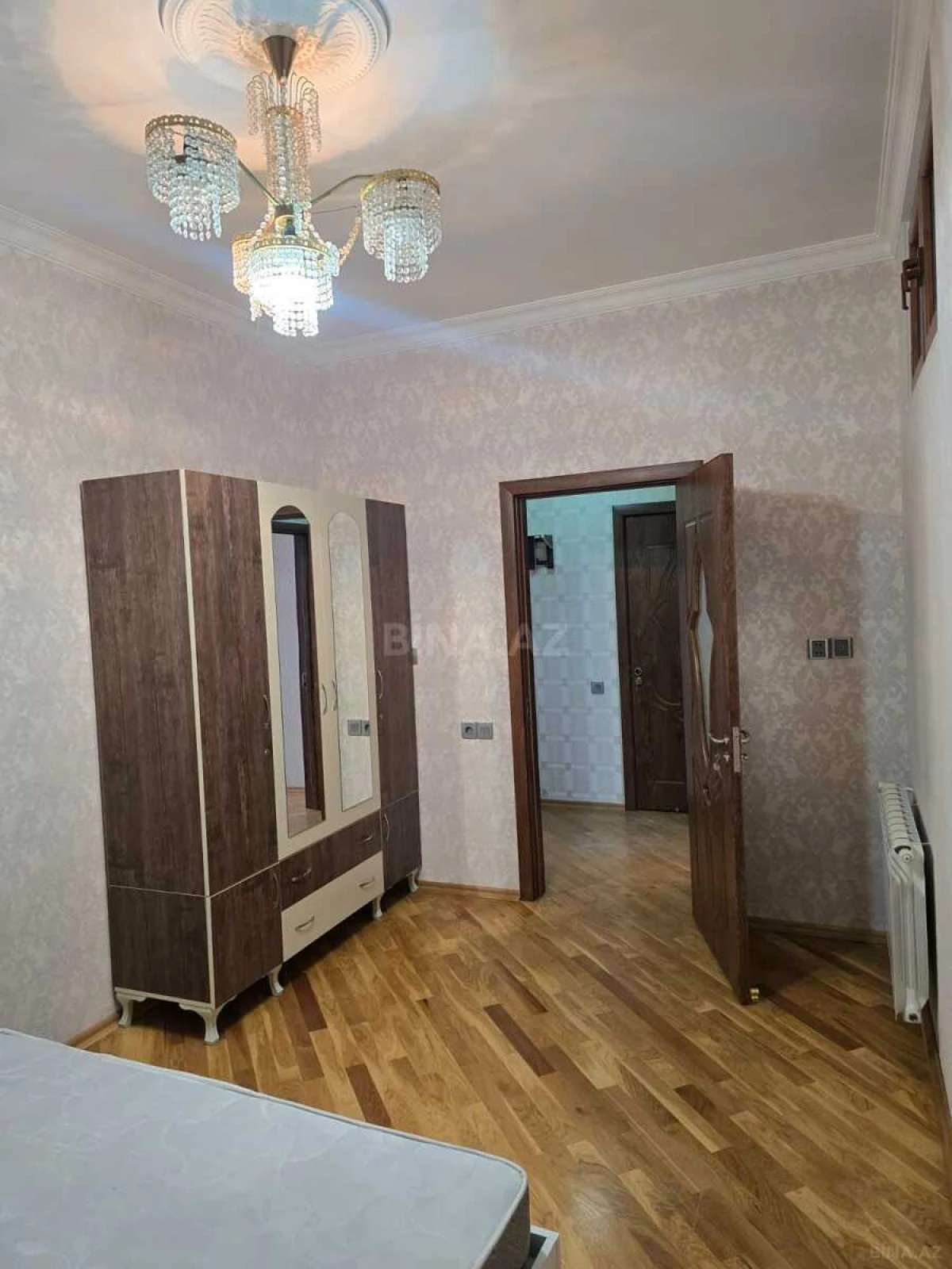 Kirayə verilir 2 otaqlı mənzil 70 m²