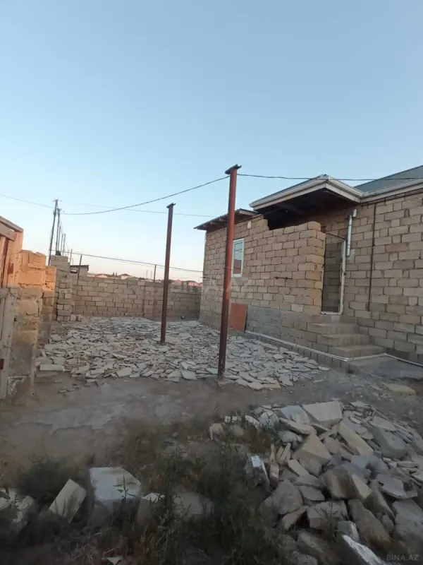 Satılır 2 otaqlı həyət evi 110 m²