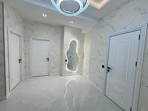 Satılır 2 otaqlı mənzil 65 m²