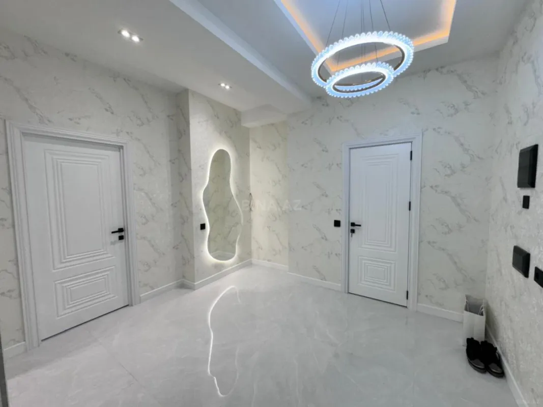 Satılır 2 otaqlı mənzil 65 m²