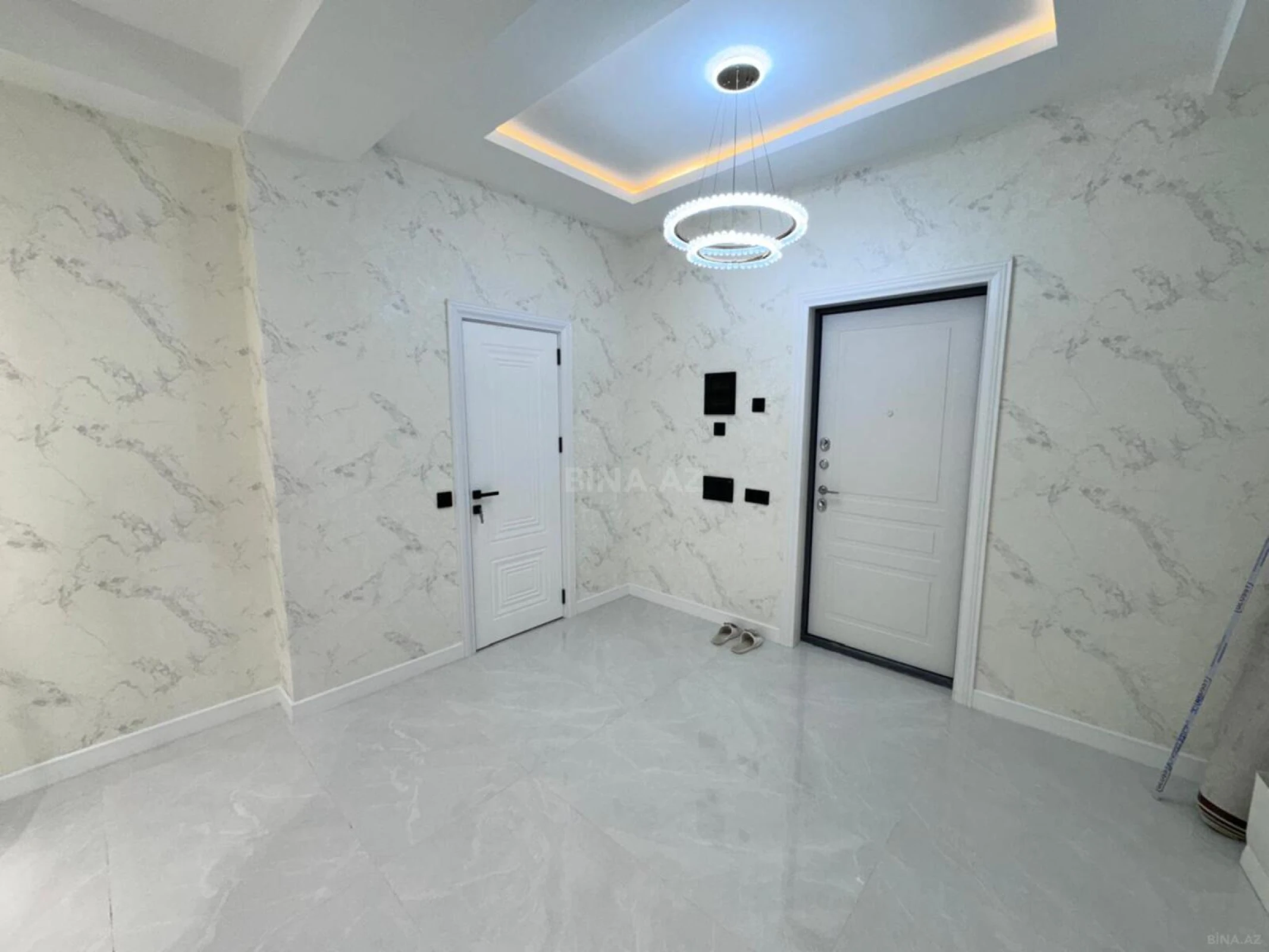 Satılır 2 otaqlı mənzil 65 m²